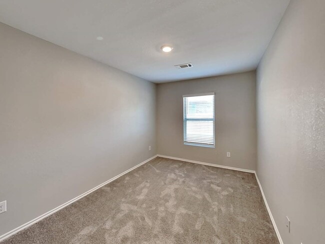 Building Photo - 22419 Sonora River Trce