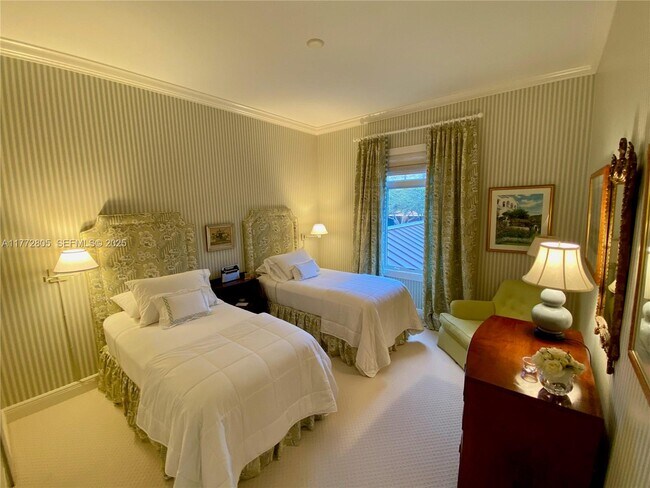 Building Photo - 11718 SE Florida Ave