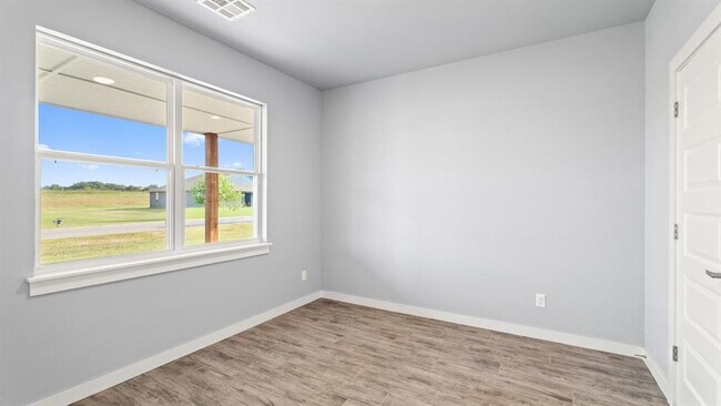 Building Photo - 217 Olde Ml Ct