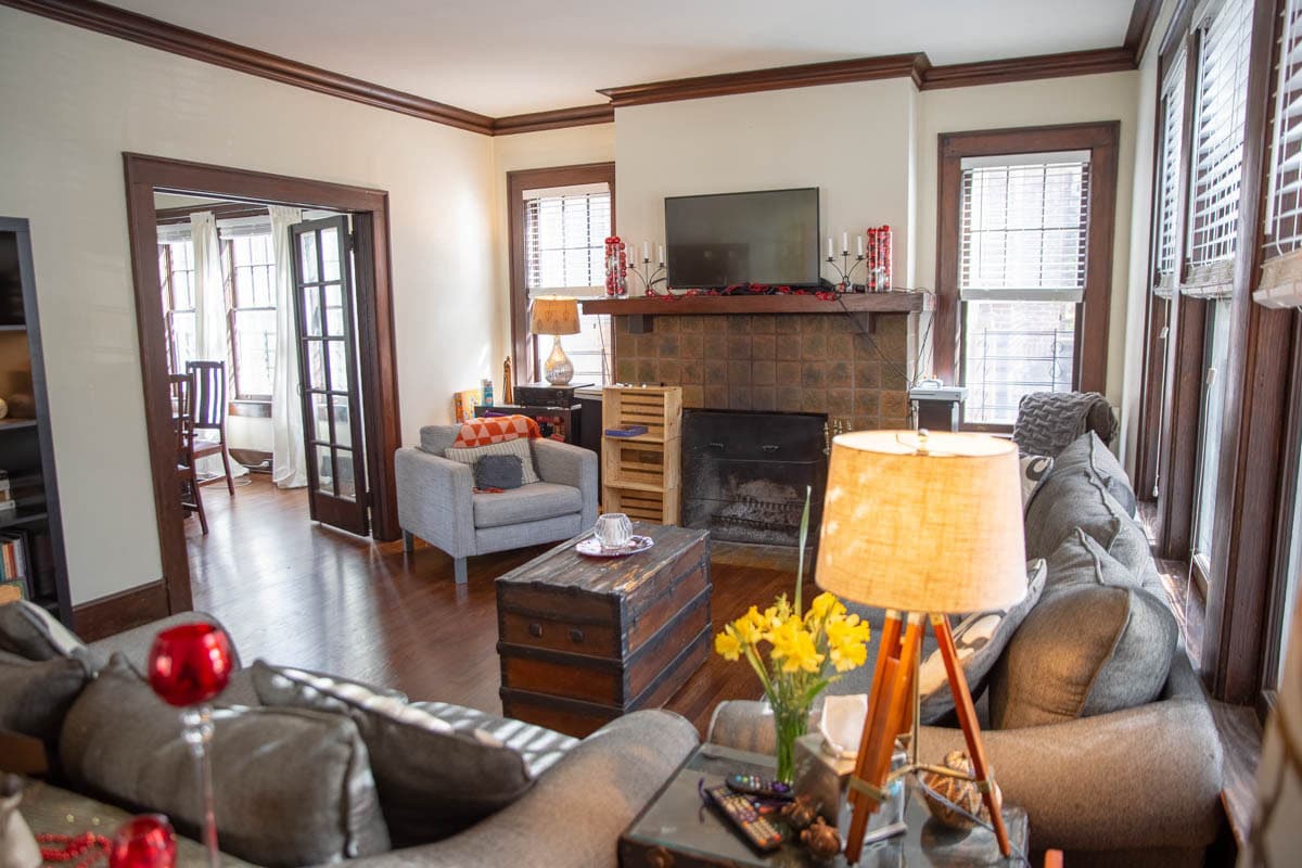 Living room - 641 Bonaventure Ave NE