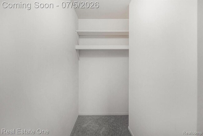 Building Photo - 9527 Greenfield Ct