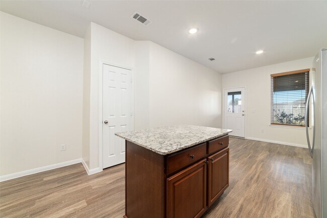 Building Photo - 7227 Hobby Wind Ridge Dr