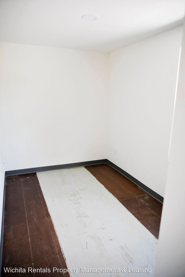 Building Photo - 1 br, 1 bath House - 430 S Pattie Unit A