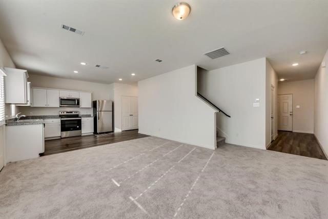 Building Photo - 1904 Washington St