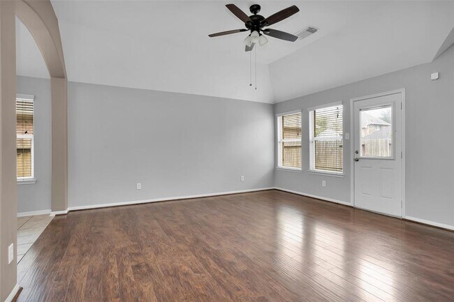 Building Photo - 28234 Sweet Oak Ln