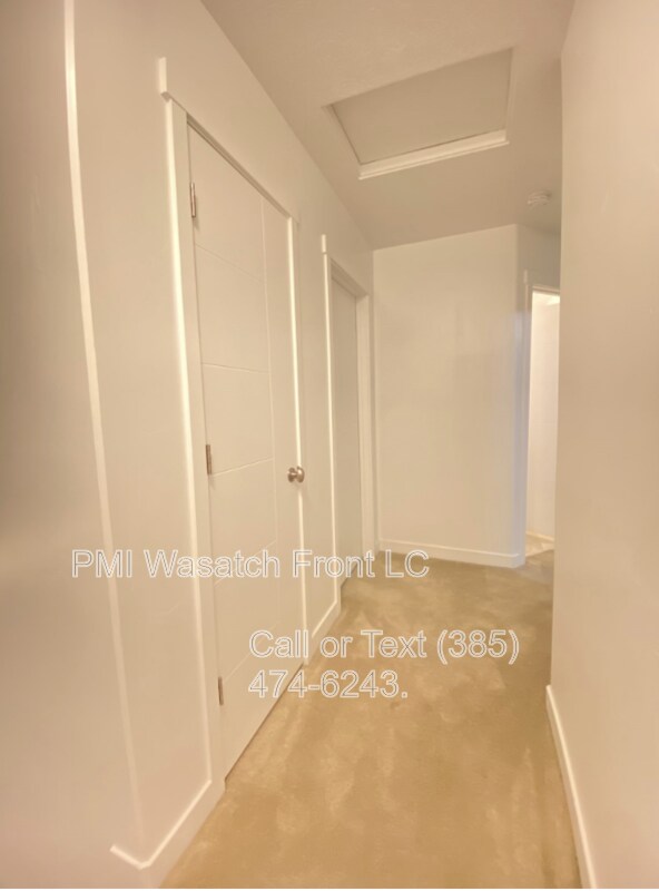 Building Photo - 5316 Solafax Ln