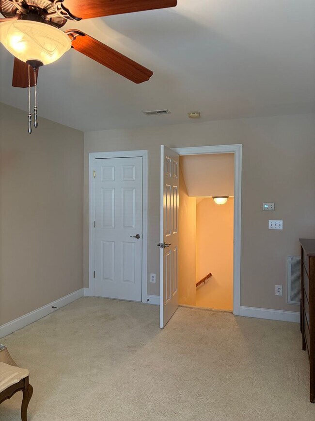 Building Photo - TRAVLERS REST HOME LOCATED IN HUNTERS RIDGE GATED COMMUNITY!