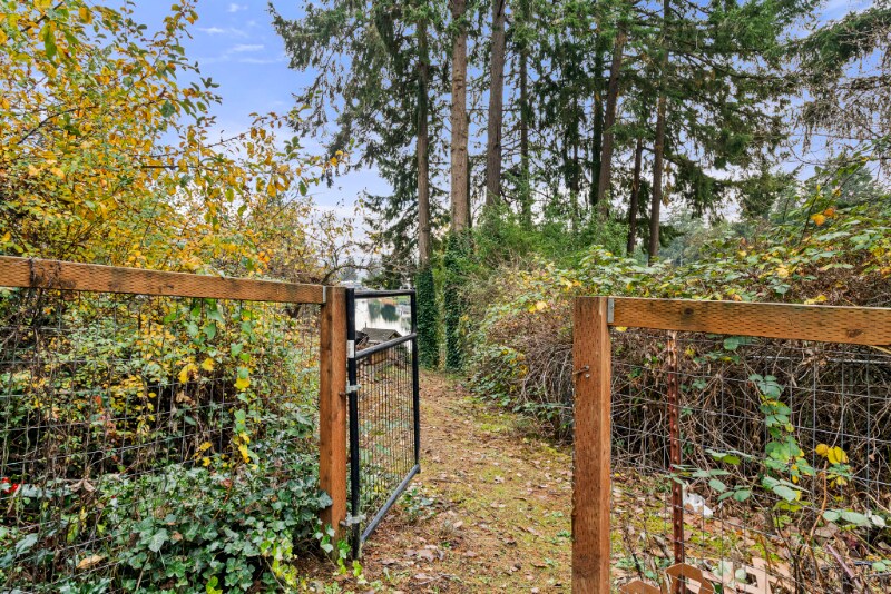 Building Photo - 7105 20th Ave SE