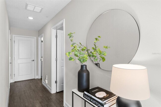 Building Photo - 5351 Bridge St