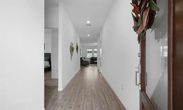 Building Photo - 1736 Da Vinci Dr