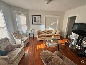 Building Photo - 129-131-131 Wilbraham Ave