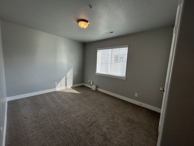 Building Photo - $500 off rent for December!