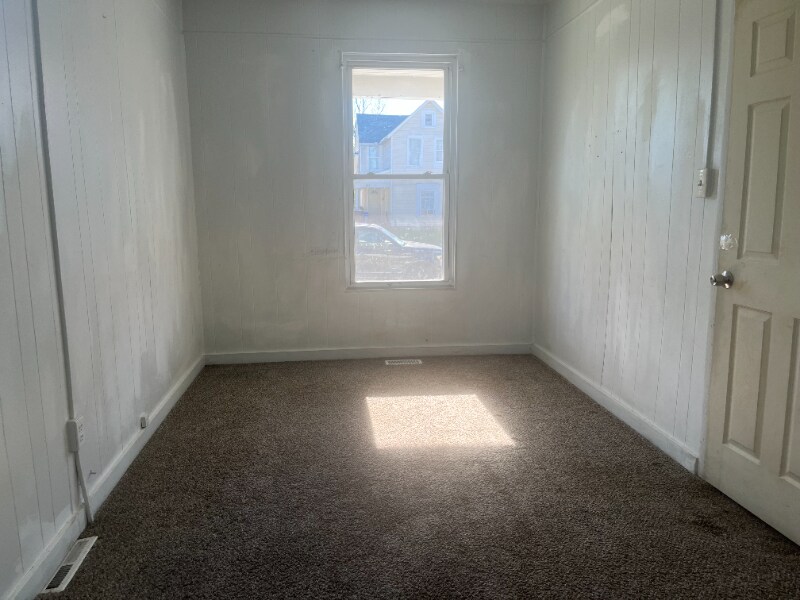 Building Photo - 816 W Liberty St