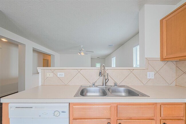 Building Photo - 3514 Garrison Run Dr