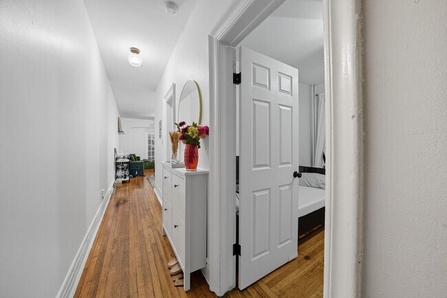 Building Photo - 429 Fairmount Ave