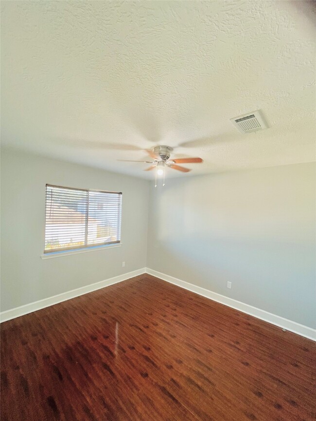 Building Photo - 17030 Cypresswood Glen Tr