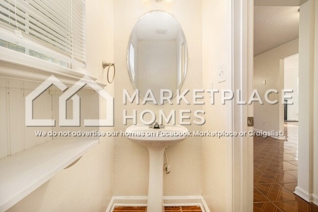Building Photo - 5708 Eagles Feather Ln