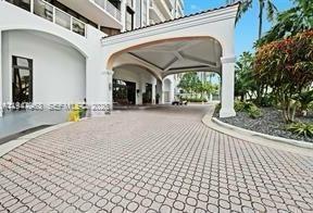 Building Photo - 3600 Yacht Club Dr