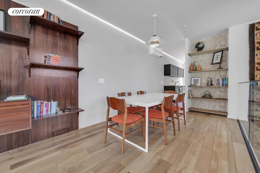 Building Photo - 18 Harrison St