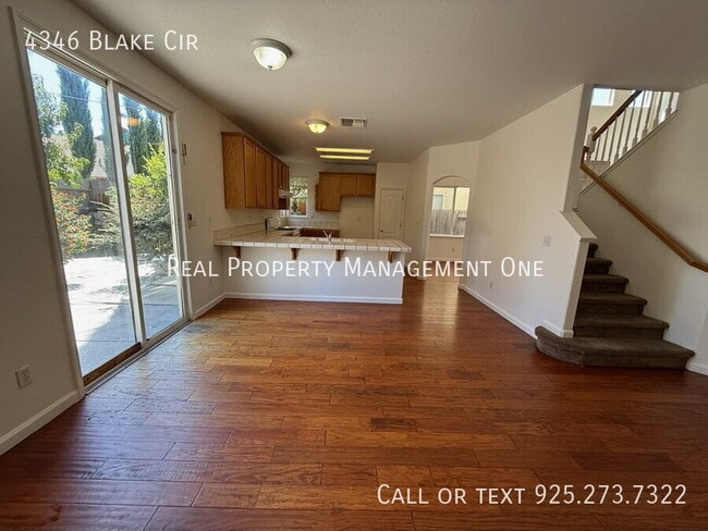 Building Photo - 4346 Blake Cir