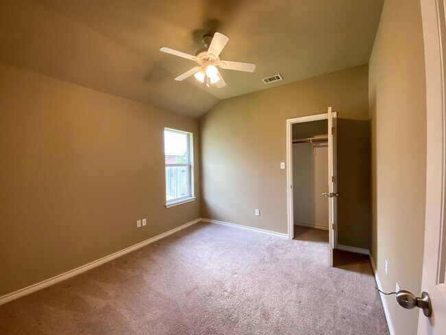 Building Photo - 3024 Beauford St