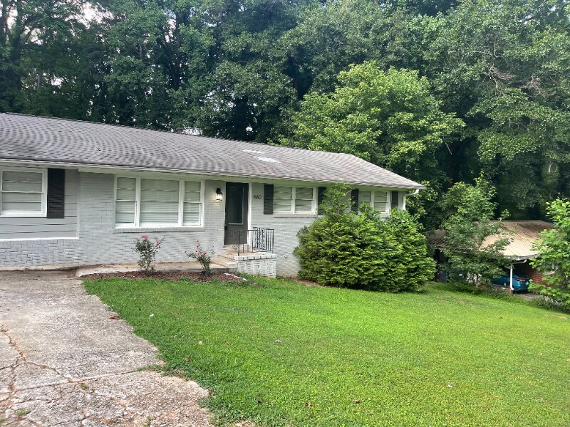 Building Photo - 660 Monticello Dr