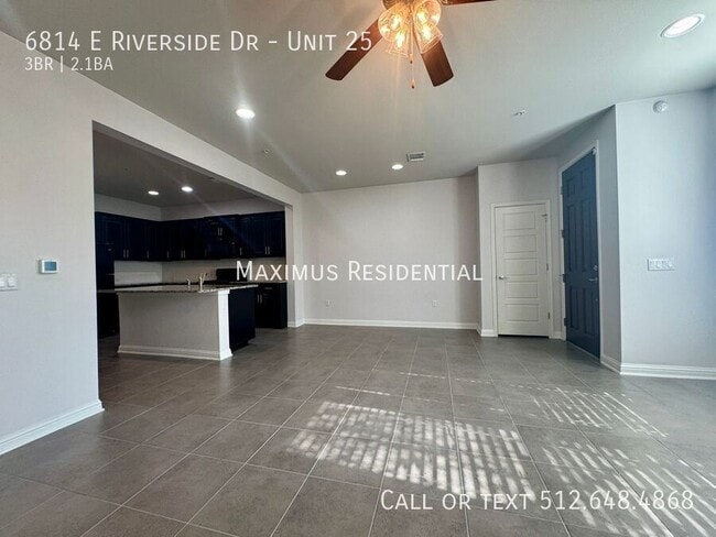 Building Photo - 6814 E Riverside Dr