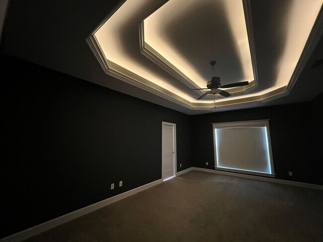 Building Photo - 5148 Sandy Shores Dr