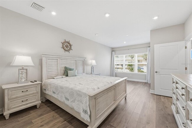 Building Photo - 2516 Coral Ct.