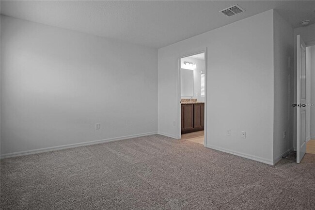 Building Photo - 2906 Lavanda Dr