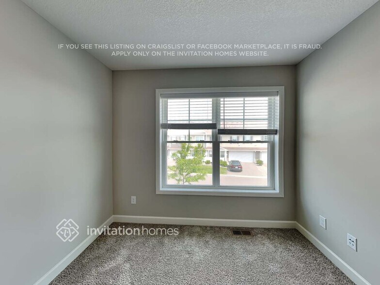 Building Photo - 10926 Zest St NE