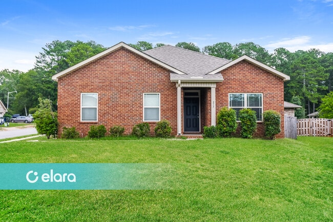 Building Photo - 215 Village Springs Dr