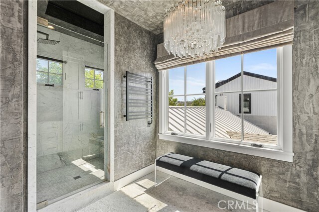 Building Photo - 2037 E Ocean Blvd