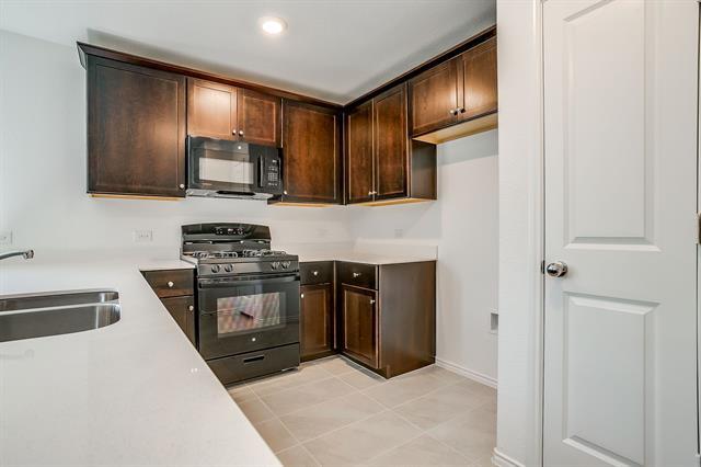 Building Photo - 3608 Kinglet Ct