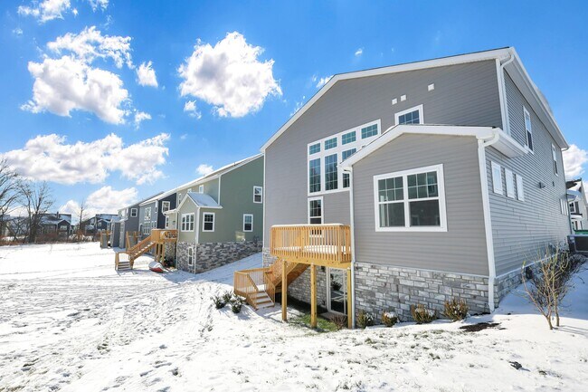 Building Photo - 12122 Warbler Wy