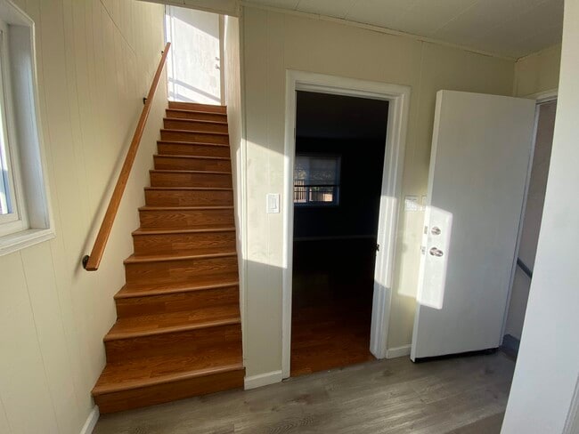 Building Photo - 4032 Suter St