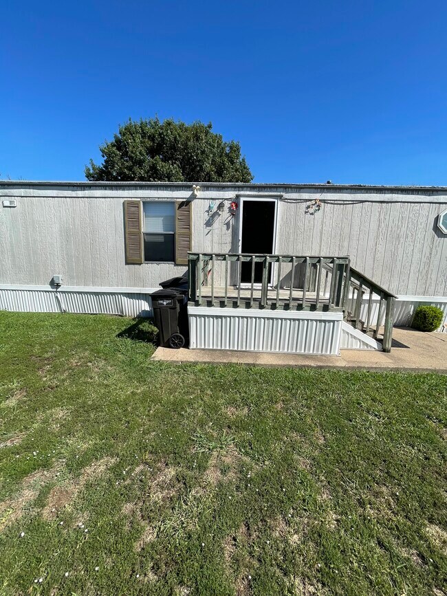 Building Photo - 3049 Pheasant Glen Dr
