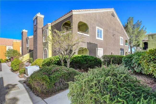 Building Photo - 7950 W Flamingo Rd
