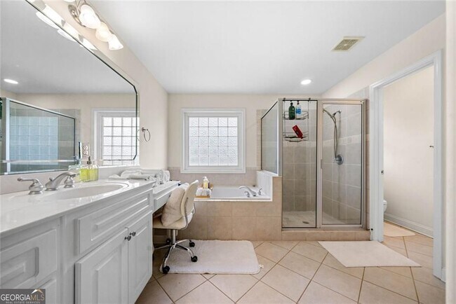 Building Photo - 209 Braemar Ct