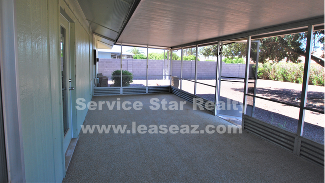 Building Photo - 17230 N Palo Verde Dr