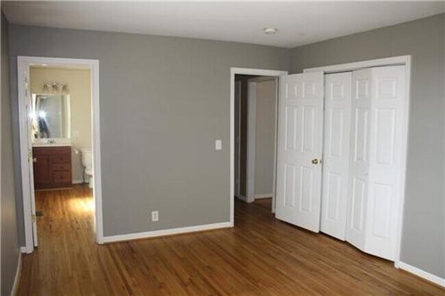 Building Photo - Cozy Sylvan Heights Home