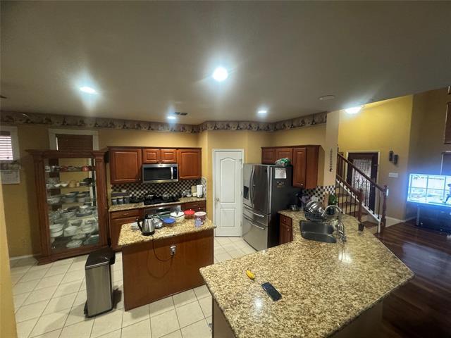 Building Photo - 503 Hawken Dr