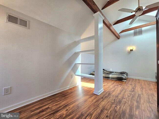Building Photo - 4218 35th St S