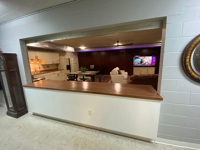 Building Photo - Furnished Loft-Style Apartment
