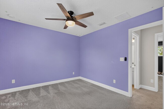Building Photo - 5065 Sawmill Pt Wy