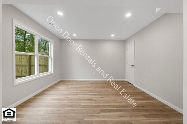 Building Photo - 6036 Blue Ladder Cv