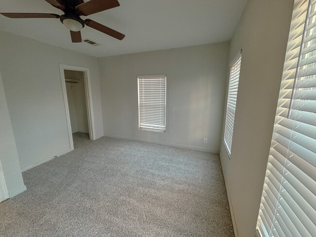 Building Photo - 320 W Hudgins St