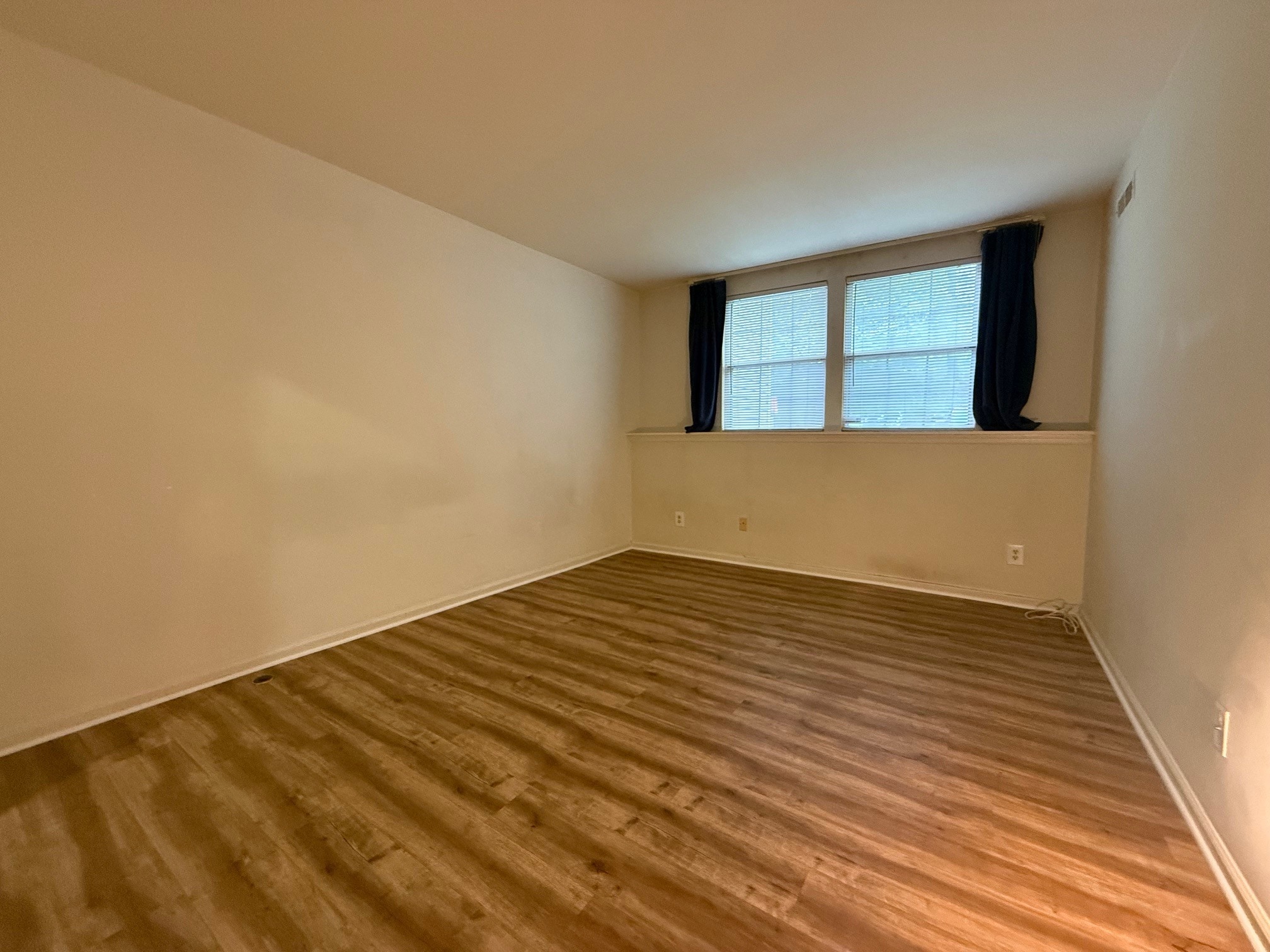 Building Photo - 20317 Beaconfield Ter