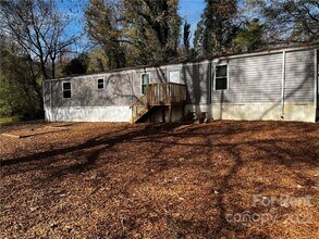 Building Photo - 3680 Berry Rd