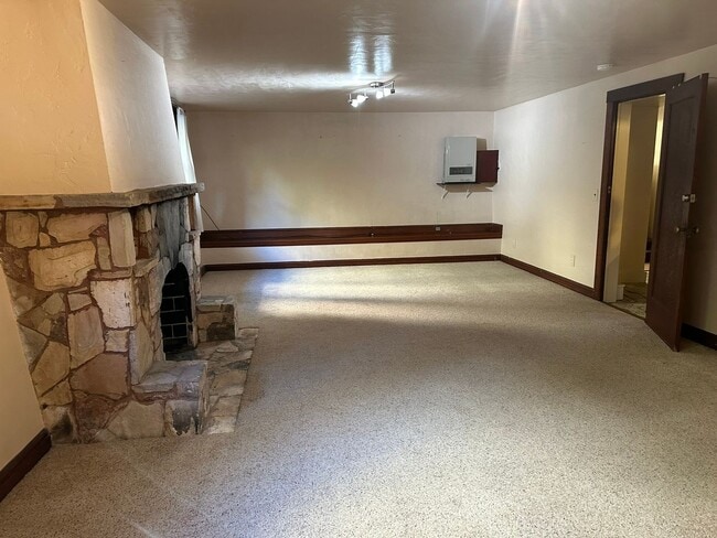 Building Photo - Mt Davidson Manor Home for Rent